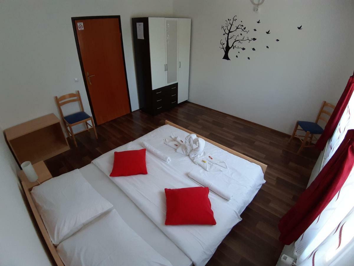 House Naomi Apartment Grabovac  Exterior photo